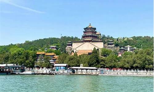 北京旅游跟团划算还是自己去划算_去北京旅游攻略及费用