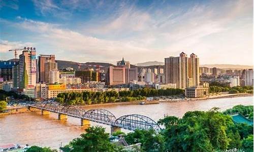 去哪里旅游好玩又便宜_去哪里旅游好玩又便宜又是古城